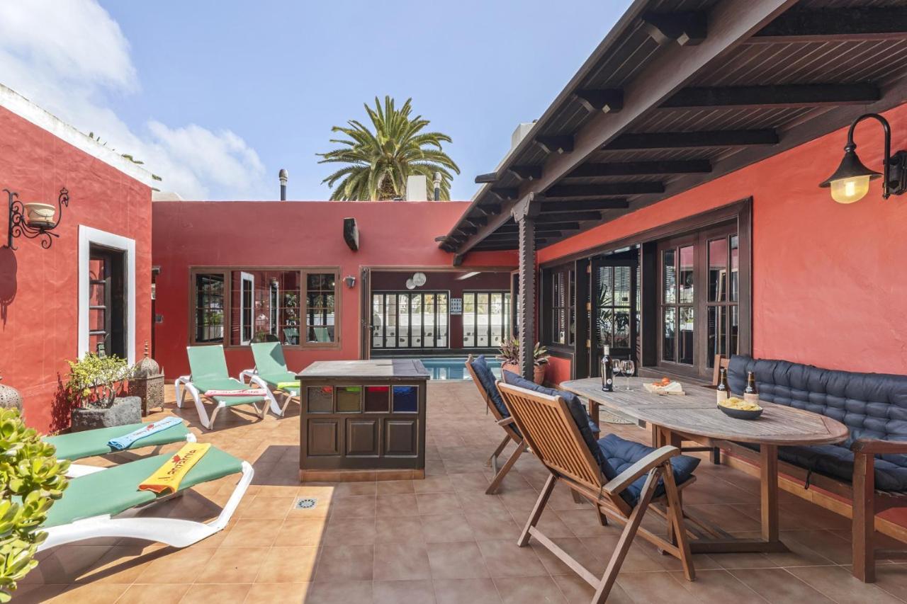 Villa Haria Lux By Escapehome المظهر الخارجي الصورة